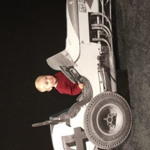 Meet your Posher, Jay jay